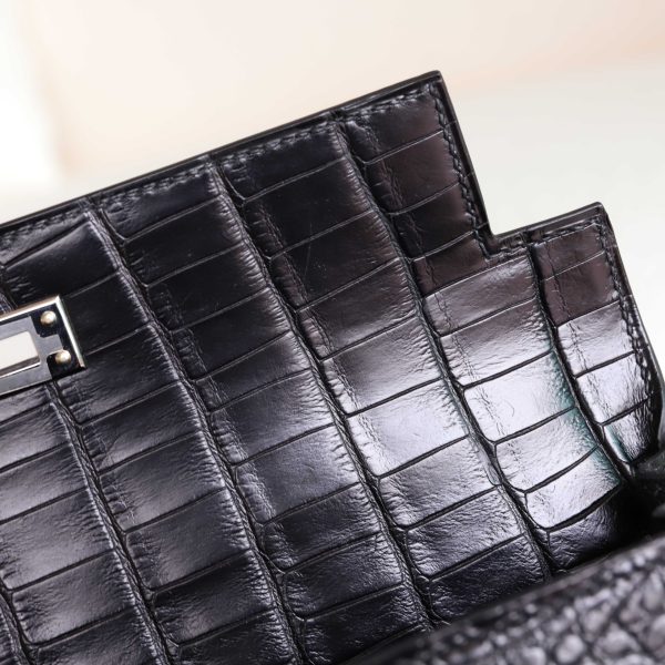 Kelly 25 Noir Matte Alligator PHW - Image 4