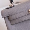 Kelly 25 Gris Asphalt Togo Rose Gold Hardware - Image 2