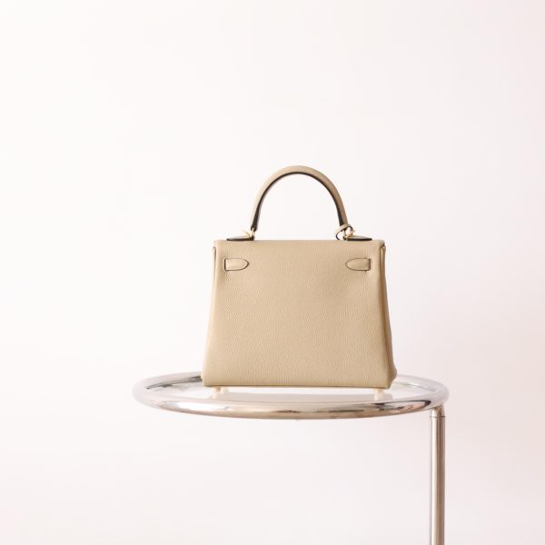 Kelly 25 Trench Togo GHW - Image 10