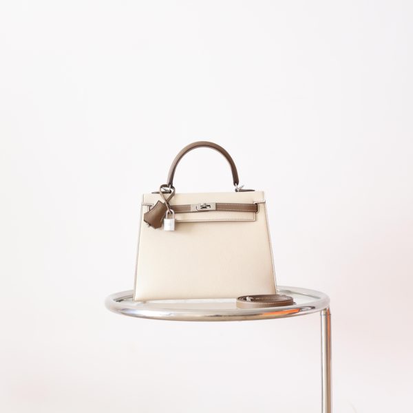 Kelly 25 Craie And Gold Etoupe PHW